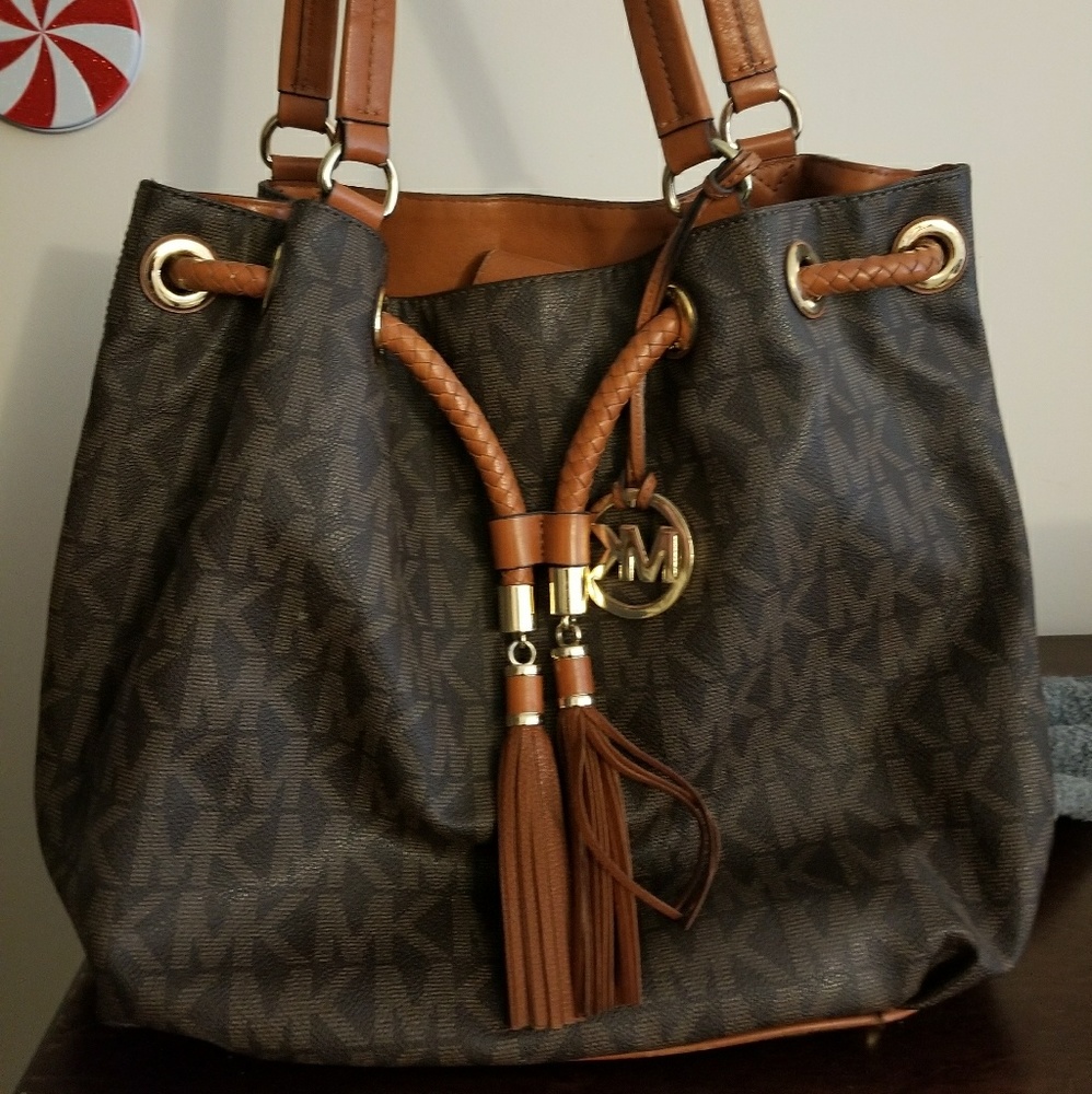 *****SOLD***** ON MERCARI